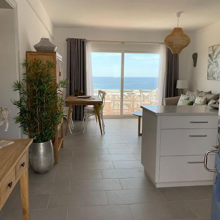 Apartamento En Playa Santo Tomas Es Migjorn Gran Екстериор снимка