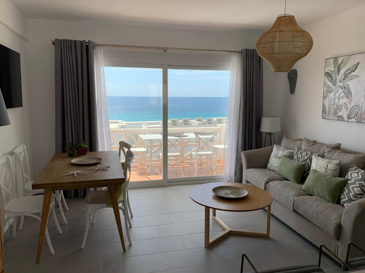 Apartamento En Playa Santo Tomas Es Migjorn Gran Екстериор снимка